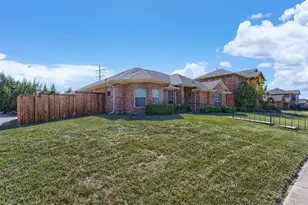 9410 Chimneywood Dr, Rowlett, TX 75089 - Photo 4
