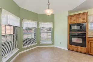 9410 Chimneywood Dr, Rowlett, TX 75089 - Photo 10