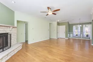 9410 Chimneywood Dr, Rowlett, TX 75089 - Photo 8