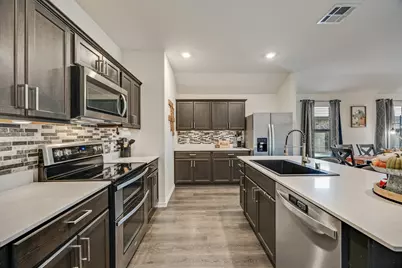 2916 Roper Street, Royse City, TX 75189 - Photo 4