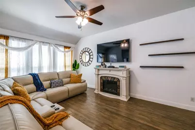 1344 Mountain View Lane, Kennedale, TX 76060 - Photo 4