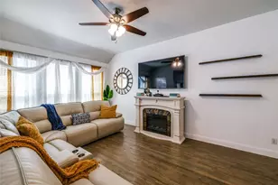 1344 Mountain View Ln, Kennedale, TX 76060 - Photo 4