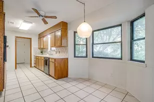 8605 Marys Creek Dr, Benbrook, TX 76116 - Photo 14