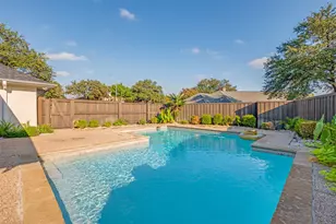 9405 Rocky Branch Dr, Dallas, TX 75243 - Photo 34