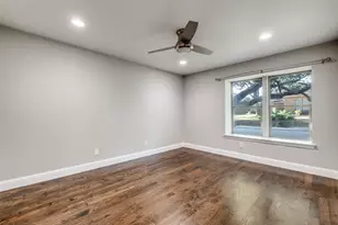 9405 Rocky Branch Dr, Dallas, TX 75243 - Photo 28