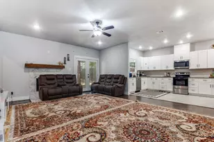 705 Lynnfield Dr, Arlington, TX 76014 - Photo 6