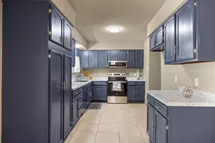 615 Whisper View Cir, Granbury, TX 76049 - Photo 8