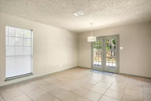 615 Whisper View Cir, Granbury, TX 76049 - Photo 6