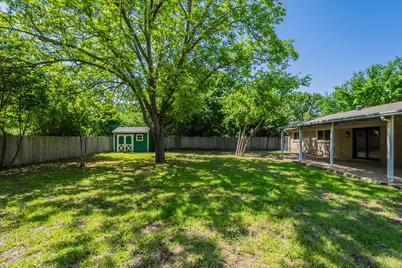 1011 John Reagan Street, Benbrook, TX 76126 - Photo 32