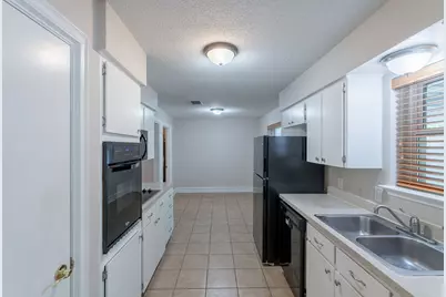 1011 John Reagan Street, Benbrook, TX 76126 - Photo 12