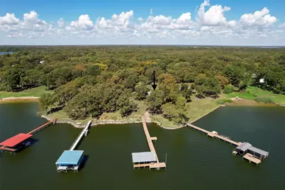229 Lakeside Drive, West Tawakoni, TX 75474 - Photo 1