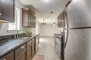 7036 Crabtree Ln, North Richland Hills, TX 76182 - Photo 14