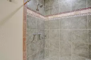 7036 Crabtree Ln, North Richland Hills, TX 76182 - Photo 20