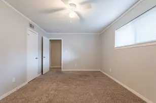 5905 Wheaton Dr, Fort Worth, TX 76133 - Photo 16