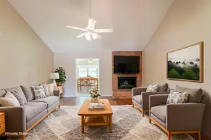 3420 Denbury Dr, Fort Worth, TX 76133 - Photo 2