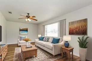 5113 Bob Dr, North Richland Hills, TX 76180 - Photo 2