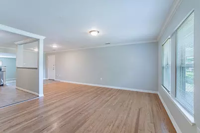 10033 Casa Oaks Drive, Dallas, TX 75228 - Photo 14