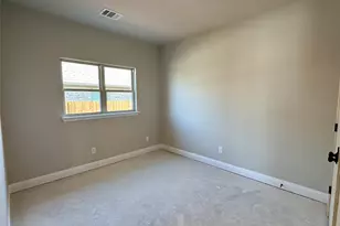 709 Bass Lk Ln, Cleburne, TX 76033 - Photo 14