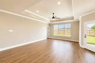 709 Bass Lk Ln, Cleburne, TX 76033 - Photo 6