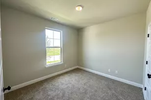 709 Bass Lk Ln, Cleburne, TX 76033 - Photo 14