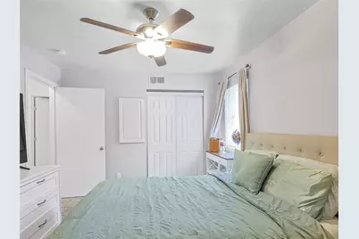 2002 Meadow Lane, Arlington, TX 76010 - Photo 14