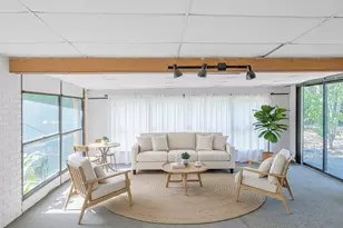 2002 Meadow Ln, Arlington, TX 76010 - Photo 16