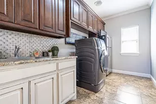 3526 Abes Landing Dr, Granbury, TX 76049 - Photo 12