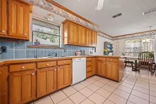 1602 Murry Dr, Cleburne, TX 76033 - Photo 8