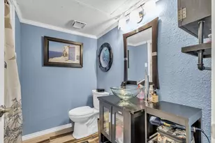 14800 Enterprise Dr, Farmers Branch, TX 75234 - Photo 16