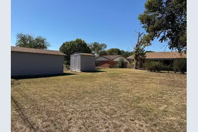 1413 Phillips Street, Cleburne, TX 76033 - Photo 12