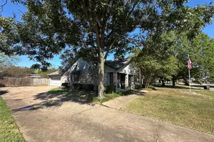 212 W Oaks Circle, Sulphur Springs, TX 75482 - Photo 32