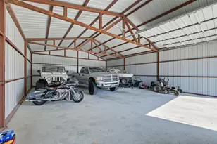 12812 Cold Spring Ln, Ponder, TX 76259 - Photo 32