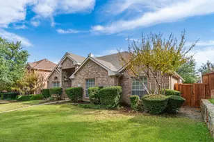 4220 Oak Grove Dr, Carrollton, TX 75010 - Photo 4