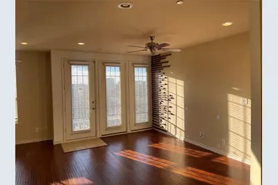 950 Henderson Street #1310, Fort Worth, TX 76102 - Photo 2