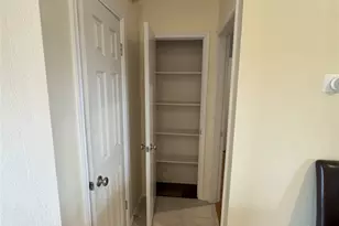 2736 Silver Creek Dr, Arlington, TX 76006 - Photo 12