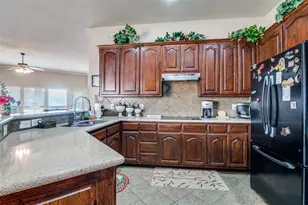 626 Saddlebrook, DeSoto, TX 75115 - Photo 6