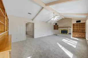 924 Ridgecrest Cir, Denton, TX 76205 - Photo 8