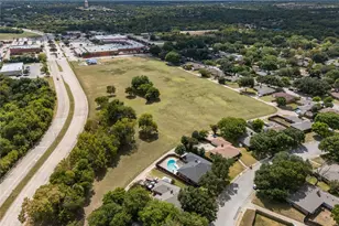 642 Ray Ave, DeSoto, TX 75115 - Photo 36