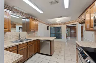 3481 Oak Tree Ln, Midlothian, TX 76065 - Photo 4