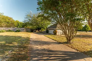 3481 Oak Tree Ln, Midlothian, TX 76065 - Photo 30