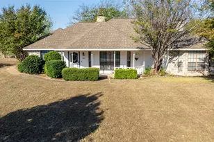 3481 Oak Tree Ln, Midlothian, TX 76065 - Photo 2