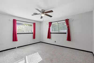 233 Bellvue Drive, Fort Worth, TX 76134 - Photo 16