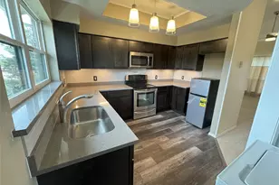 2736 Silver Creek Dr, Arlington, TX 76006 - Photo 10