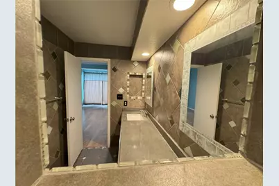 2736 Silver Creek Drive #223, Arlington, TX 76006 - Photo 26