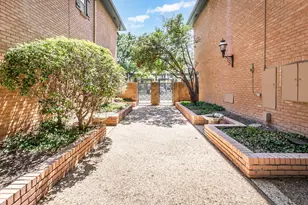 6015 E University Blvd E, Dallas, TX 75206 - Photo 28