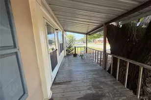 6628 Ashley Ct, Granbury, TX 76049 - Photo 4