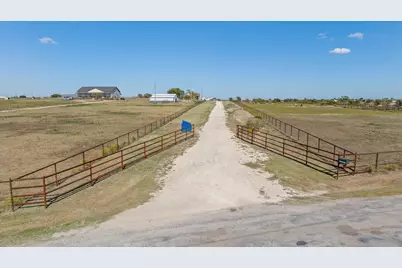 2425 County Road 184, Stephenville, TX 76401 - Photo 2