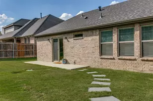 117 St Elias Dr, Burleson, TX 76028 - Photo 34