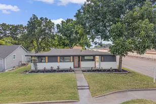 720 Judd St, Fort Worth, TX 76104 - Photo 2