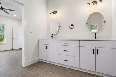 727 W Parnell Street, Denison, TX 75020 - Photo 14